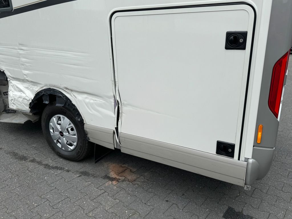 Carthago Chic C-Line 4.7 Hübstutz / Solar / - Integrated motorhome: picture 5 Carthago Chic C-Line 4.7 Hübstutz / Solar / - Integrated motorhome: picture 5
