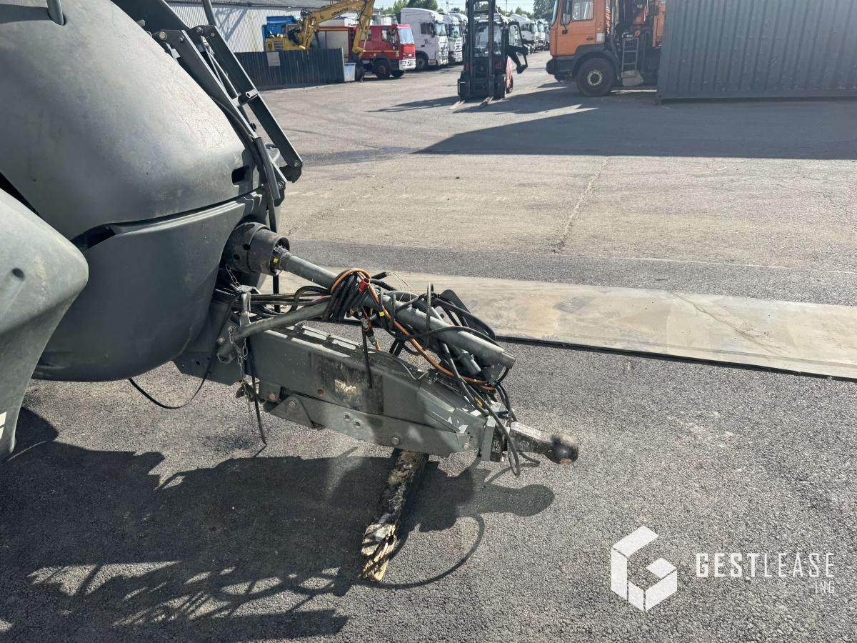 Berthoud VANTAGE 43-46 - Trailed sprayer: picture 5 Berthoud VANTAGE 43-46 - Trailed sprayer: picture 5