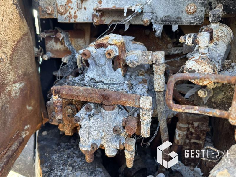 Kobelco SK140 - Crawler excavator: picture 4 Kobelco SK140 - Crawler excavator: picture 4