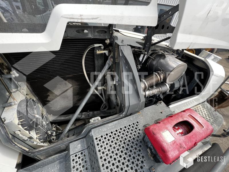 Leasing of Liebherr L580 ENGIN NEW Liebherr L580 ENGIN NEW: picture 13