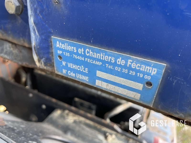 Curtainsider truck Renault Premium 320 DCI: picture 19