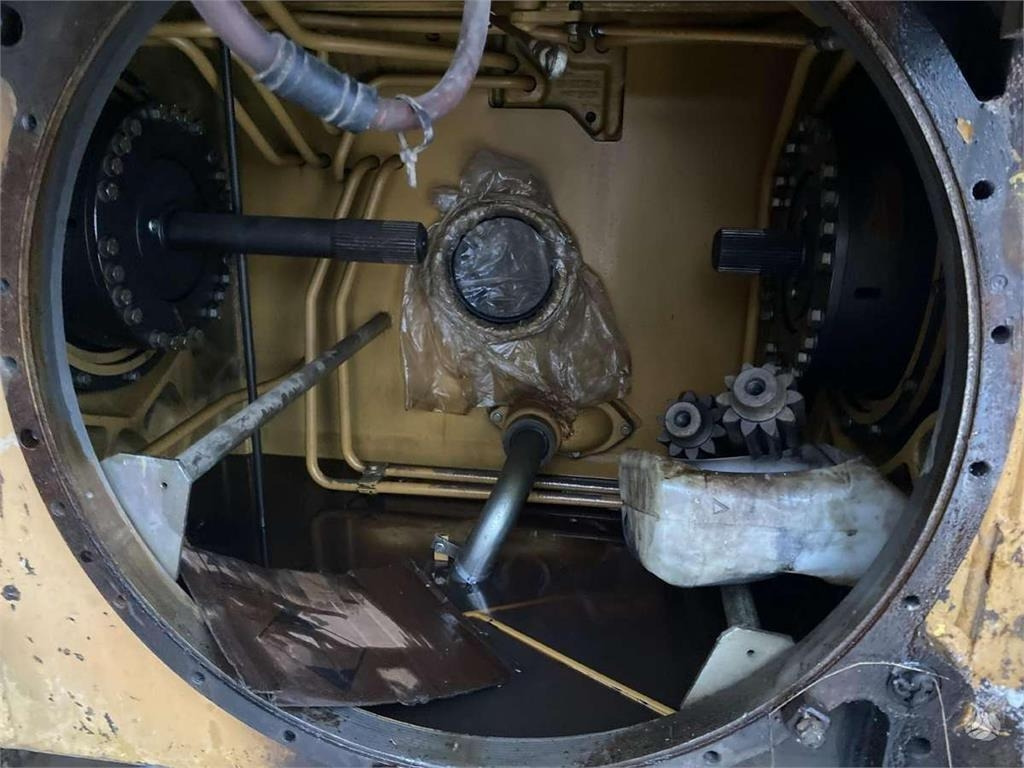 Bulldozer CAT D5H XL FOR SPARE PARTS: picture 17