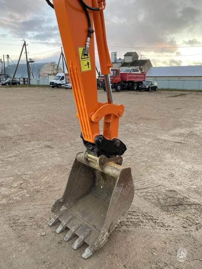 Mini excavator Doosan DX 60 C: picture 7