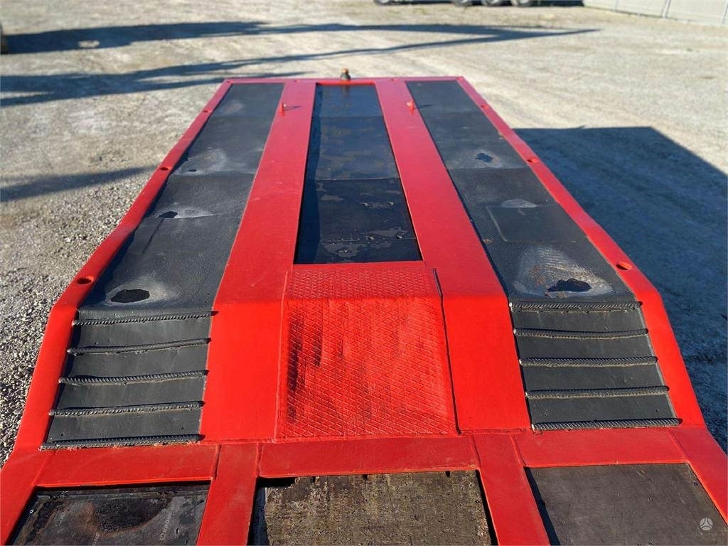 Hako Gooseneck lowbed , axle lift - Low loader semi-trailer: picture 4 Hako Gooseneck lowbed , axle lift - Low loader semi-trailer: picture 4