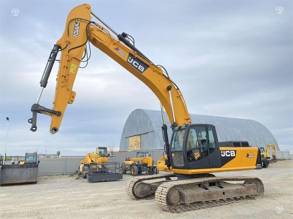 JCB JS 330 LC , ISUZU MANUAL PUMP - Crawler excavator: picture 1 JCB JS 330 LC , ISUZU MANUAL PUMP - Crawler excavator: picture 1