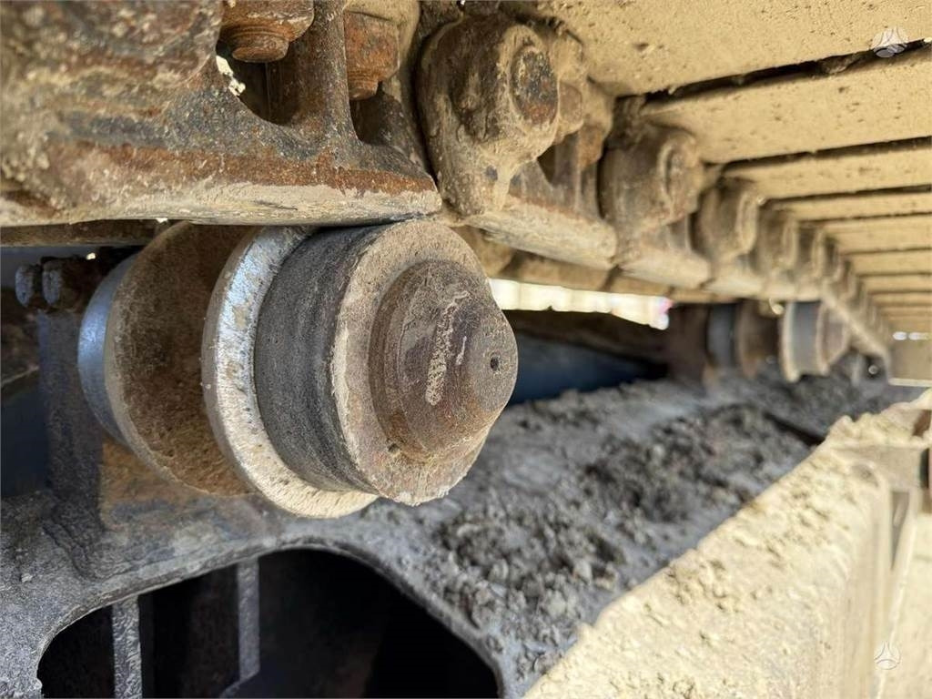 Crawler excavator Komatsu PC 190 LC-8: picture 12
