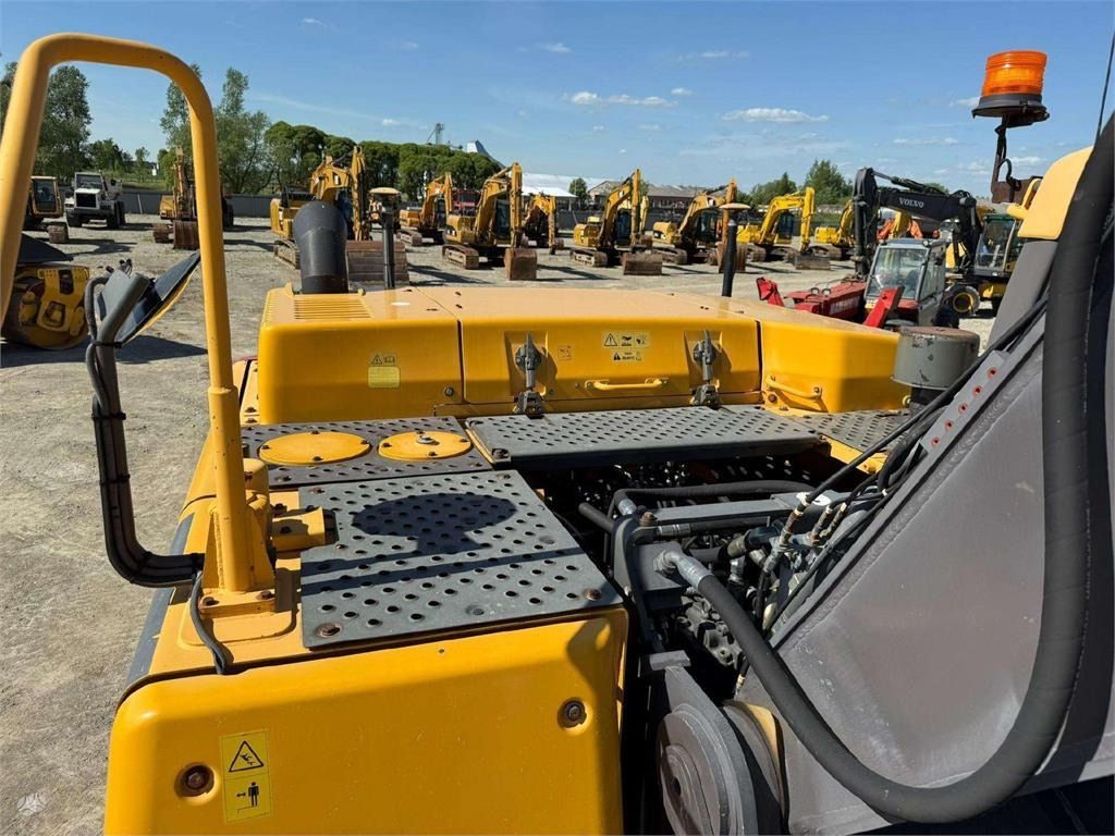 Crawler excavator Volvo EC 250 DL 3D TOPCON + ROTOTILT: picture 13 Crawler excavator Volvo EC 250 DL 3D TOPCON + ROTOTILT: picture 13