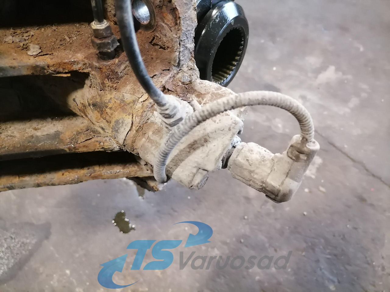 MAN Axel gear 3,7 81350106133 - Final drive for Truck: picture 5 MAN Axel gear 3,7 81350106133 - Final drive for Truck: picture 5