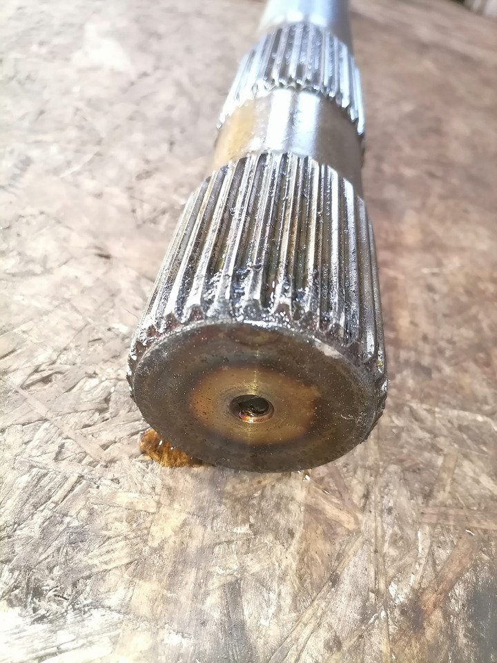 MAN Drive shaft 81355020147 - Drive shaft for Truck: picture 4 MAN Drive shaft 81355020147 - Drive shaft for Truck: picture 4