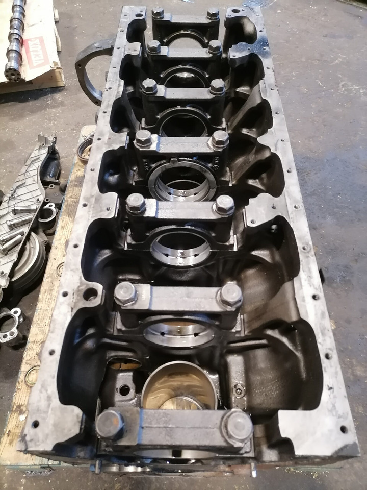 Engine and parts for Truck MAN Mootoriplokk MAN D2876 51011013340: picture 7 Engine and parts for Truck MAN Mootoriplokk MAN D2876 51011013340: picture 7