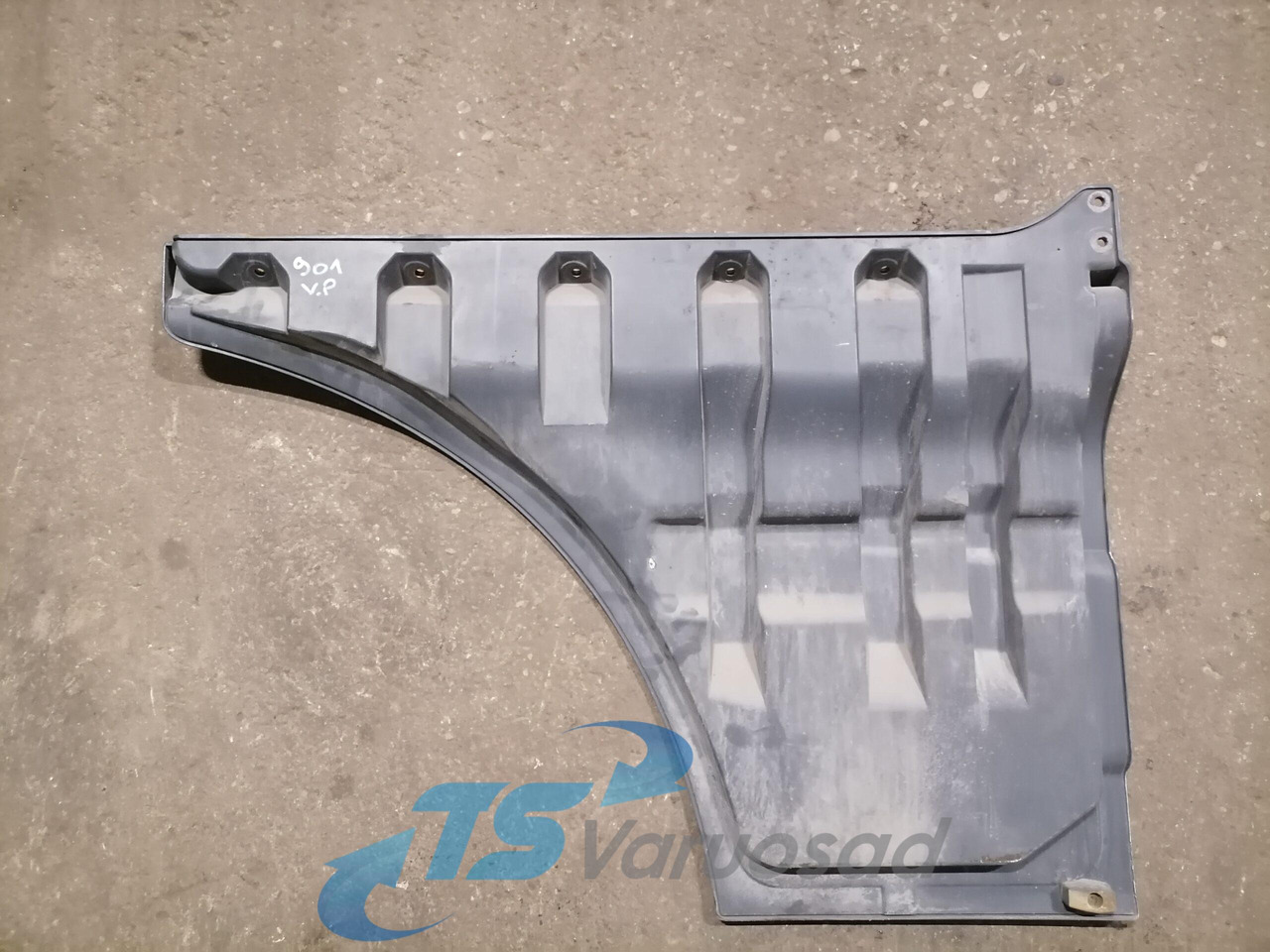MAN Ukse pikendus, vasak 81626100019 - Door and parts for Truck: picture 2 MAN Ukse pikendus, vasak 81626100019 - Door and parts for Truck: picture 2