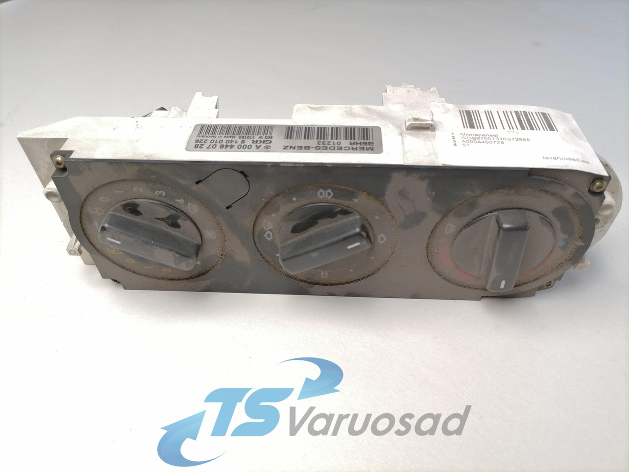 MB Ecu, CCM A0004460728 - Heating/ Ventilation for Truck: picture 1 MB Ecu, CCM A0004460728 - Heating/ Ventilation for Truck: picture 1