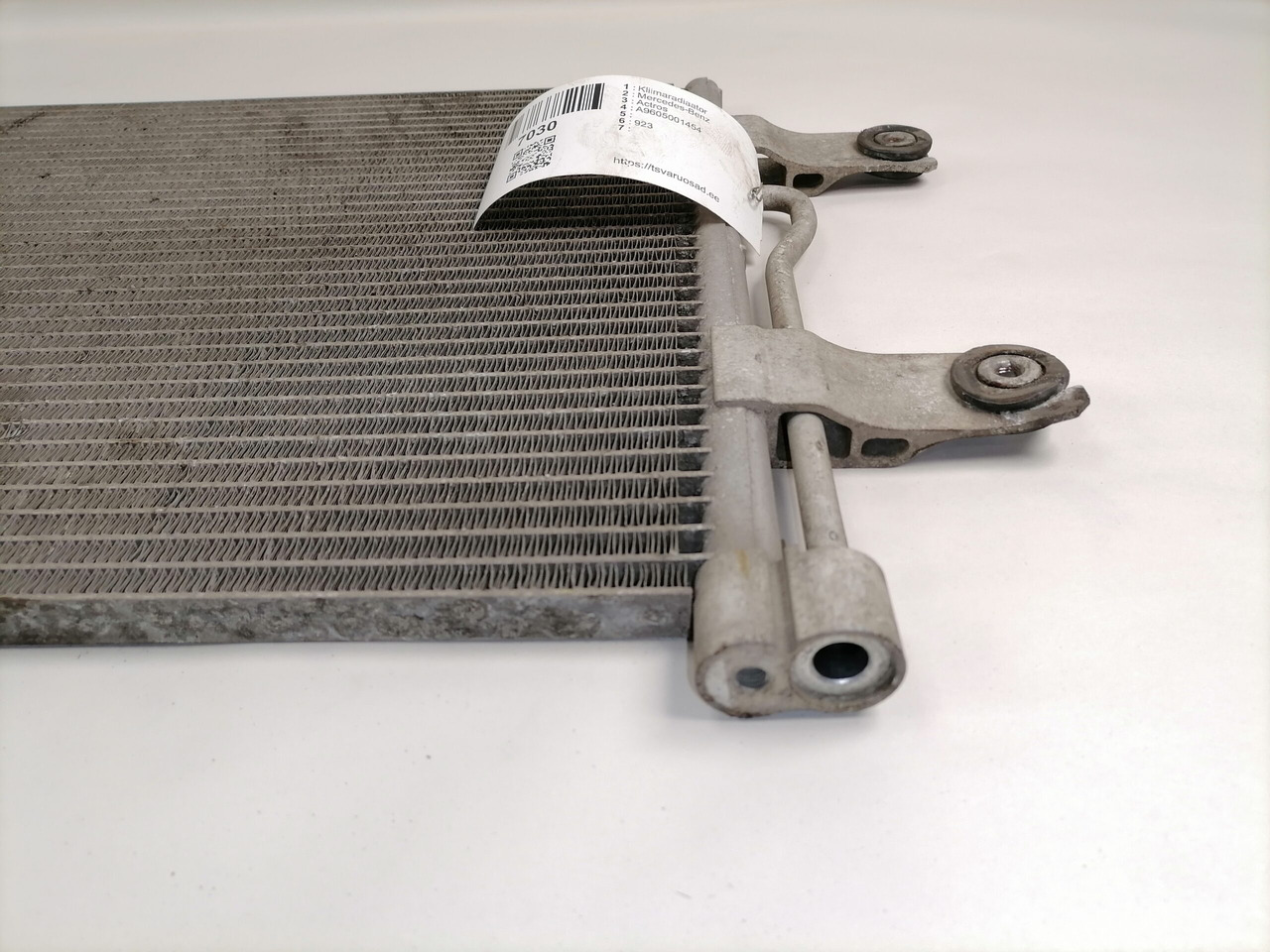 Mercedes-Benz A/C radiator A9605001454 - Heating/ Ventilation for Truck: picture 4 Mercedes-Benz A/C radiator A9605001454 - Heating/ Ventilation for Truck: picture 4