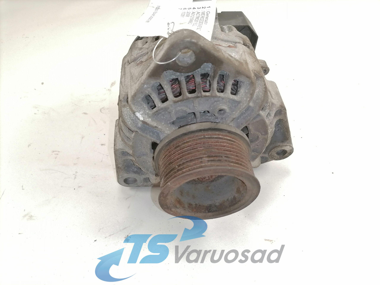 Mercedes-Benz Alternator A0121546802 - Alternator for Truck: picture 3 Mercedes-Benz Alternator A0121546802 - Alternator for Truck: picture 3