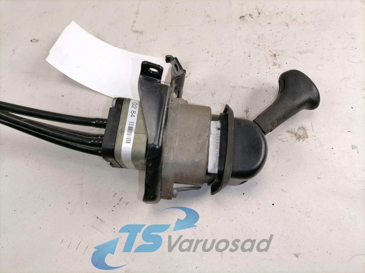 Mercedes-Benz Handbrake control lever A0004200284 - Universal part for Truck: picture 3 Mercedes-Benz Handbrake control lever A0004200284 - Universal part for Truck: picture 3