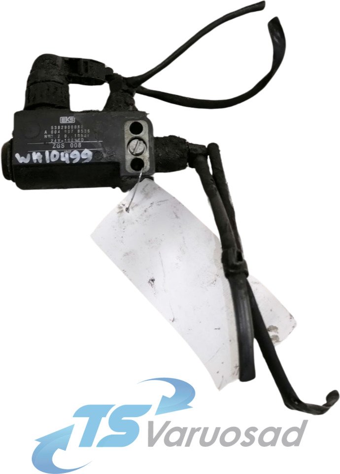 Mercedes-Benz Solenoid valve A0049978536 - Brake valve for Truck: picture 1 Mercedes-Benz Solenoid valve A0049978536 - Brake valve for Truck: picture 1