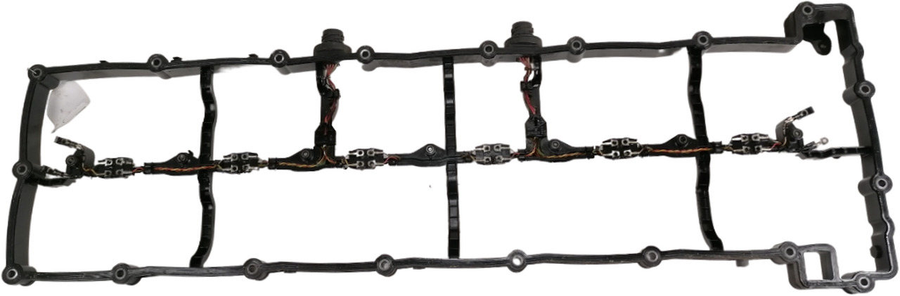 Mercedes-Benz Vahekaas A4710100179 - Cylinder head for Truck: picture 2 Mercedes-Benz Vahekaas A4710100179 - Cylinder head for Truck: picture 2