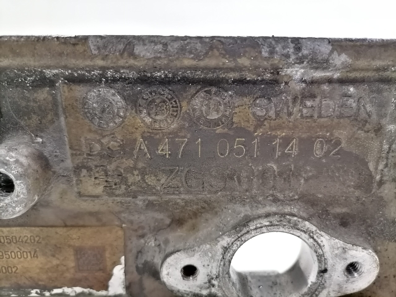 Mercedes-Benz Vahekaas A4710511402 - Cylinder head for Truck: picture 5 Mercedes-Benz Vahekaas A4710511402 - Cylinder head for Truck: picture 5