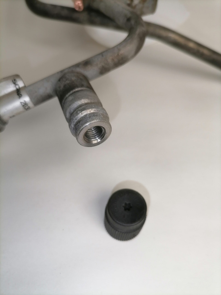 Scania A/C pipe 2030646 - Heating/ Ventilation for Truck: picture 2 Scania A/C pipe 2030646 - Heating/ Ventilation for Truck: picture 2