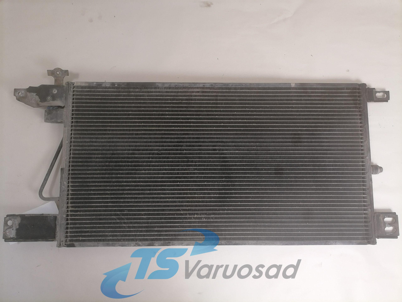Scania A/C radiator 1752264 - Heating/ Ventilation for Truck: picture 3 Scania A/C radiator 1752264 - Heating/ Ventilation for Truck: picture 3