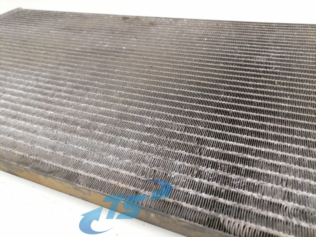 Scania A/C radiator 1921284 - Heating/ Ventilation for Truck: picture 2 Scania A/C radiator 1921284 - Heating/ Ventilation for Truck: picture 2