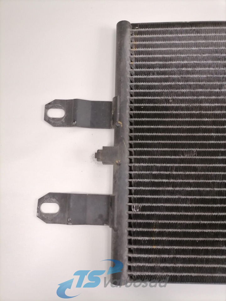 Scania A/C radiator 1921284 - Heating/ Ventilation for Truck: picture 4 Scania A/C radiator 1921284 - Heating/ Ventilation for Truck: picture 4