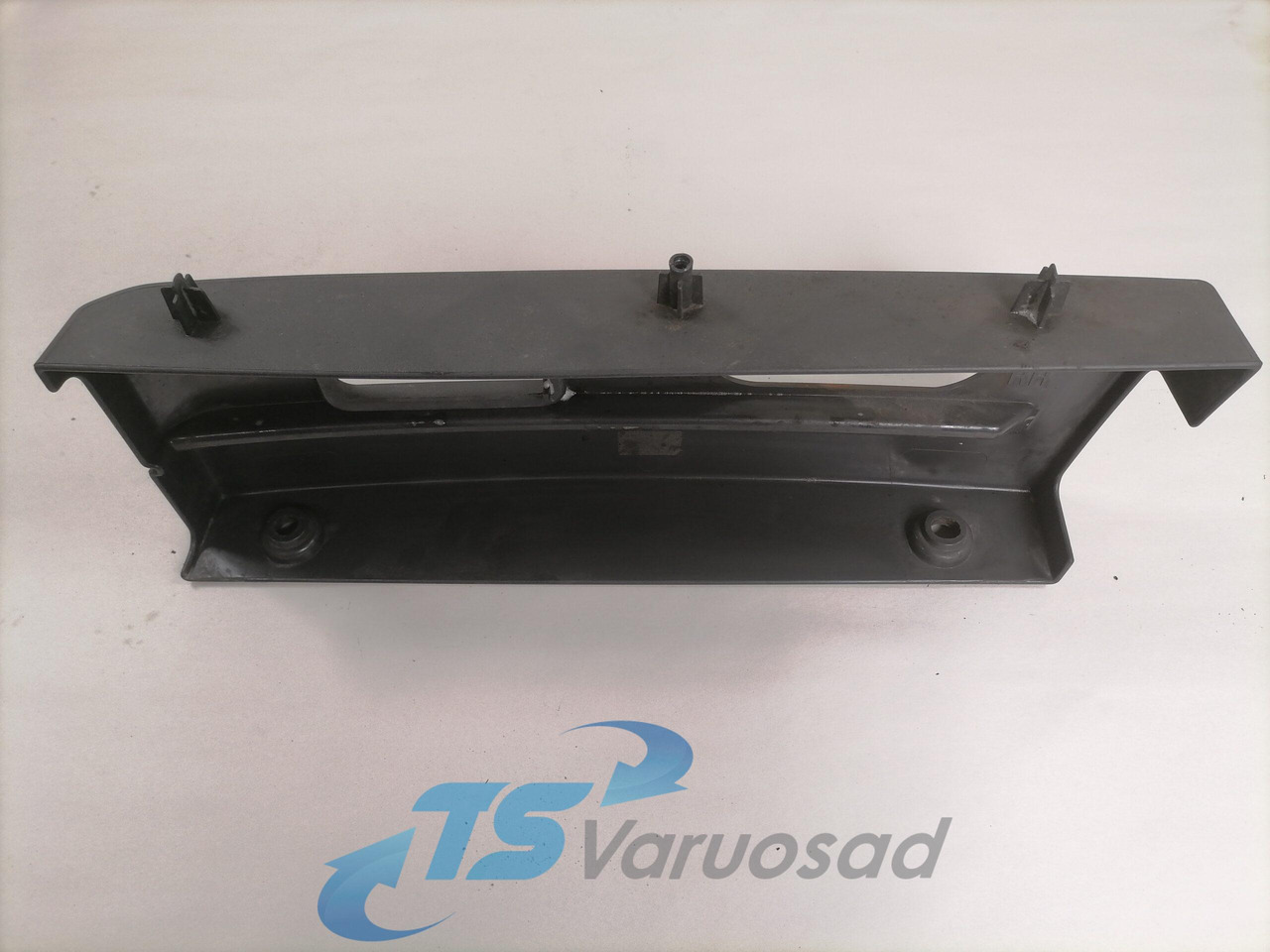 Scania Astmelaua plastik kate, keskmine parem 1501343 - Footstep for Truck: picture 2 Scania Astmelaua plastik kate, keskmine parem 1501343 - Footstep for Truck: picture 2