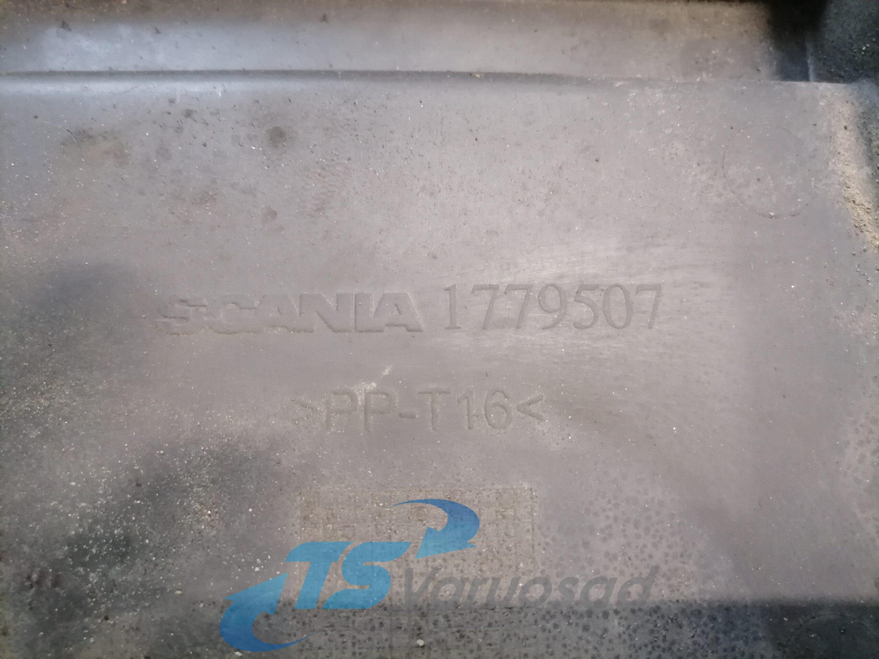 Scania Battery cover 1779507 - Battery for Truck: picture 4 Scania Battery cover 1779507 - Battery for Truck: picture 4