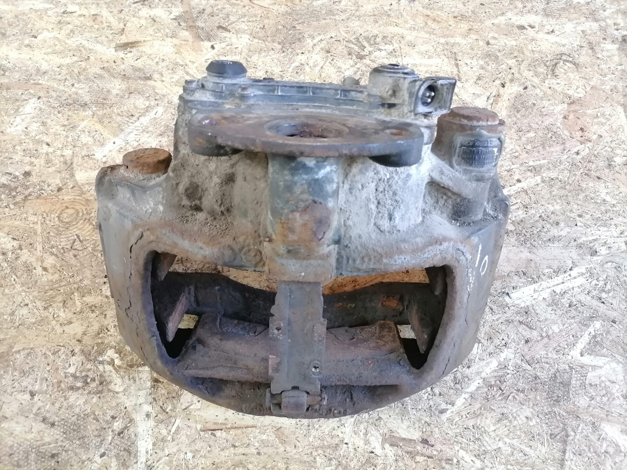 Scania Brake caliper 1744249 - Brake parts for Truck: picture 2 Scania Brake caliper 1744249 - Brake parts for Truck: picture 2
