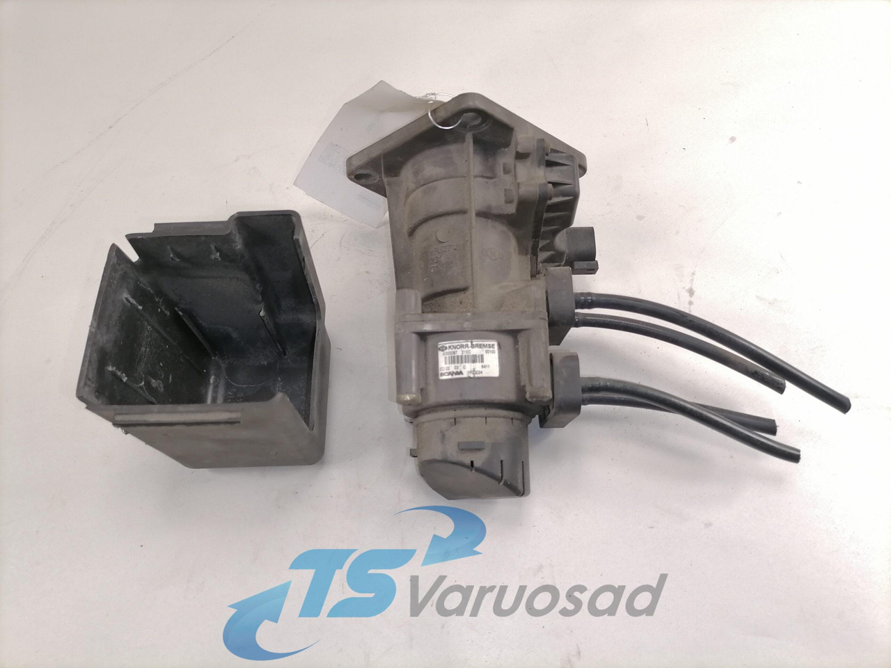 Scania Brake pressure control 1793024 - Brake valve for Truck: picture 5 Scania Brake pressure control 1793024 - Brake valve for Truck: picture 5