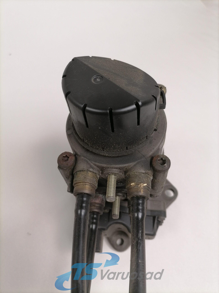 Scania Brake pressure control 1867518 - Brake valve for Truck: picture 2 Scania Brake pressure control 1867518 - Brake valve for Truck: picture 2