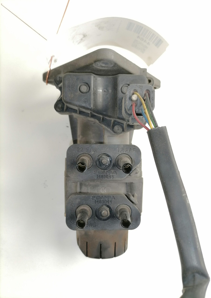 Scania Brake pressure control 1867518 - Brake valve for Truck: picture 3 Scania Brake pressure control 1867518 - Brake valve for Truck: picture 3