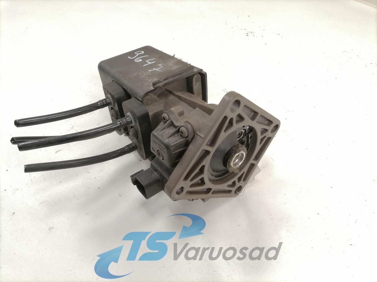 Scania Brake pressure control 1867518 - Brake valve for Truck: picture 4 Scania Brake pressure control 1867518 - Brake valve for Truck: picture 4