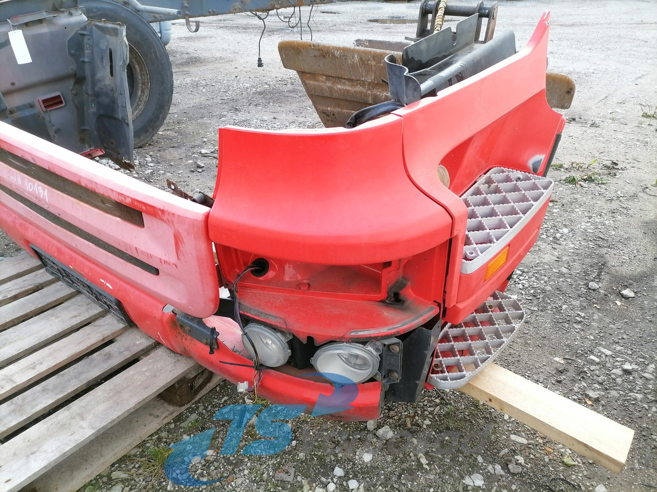 Scania Bumper 1731206 - Bumper for Truck: picture 5 Scania Bumper 1731206 - Bumper for Truck: picture 5