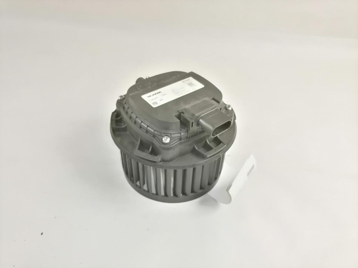 Scania Cab fan 2546341 - Heating/ Ventilation for Truck: picture 2 Scania Cab fan 2546341 - Heating/ Ventilation for Truck: picture 2