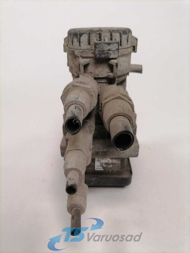 Scania EBS brake valve 1773676 - Brake valve for Truck: picture 2 Scania EBS brake valve 1773676 - Brake valve for Truck: picture 2