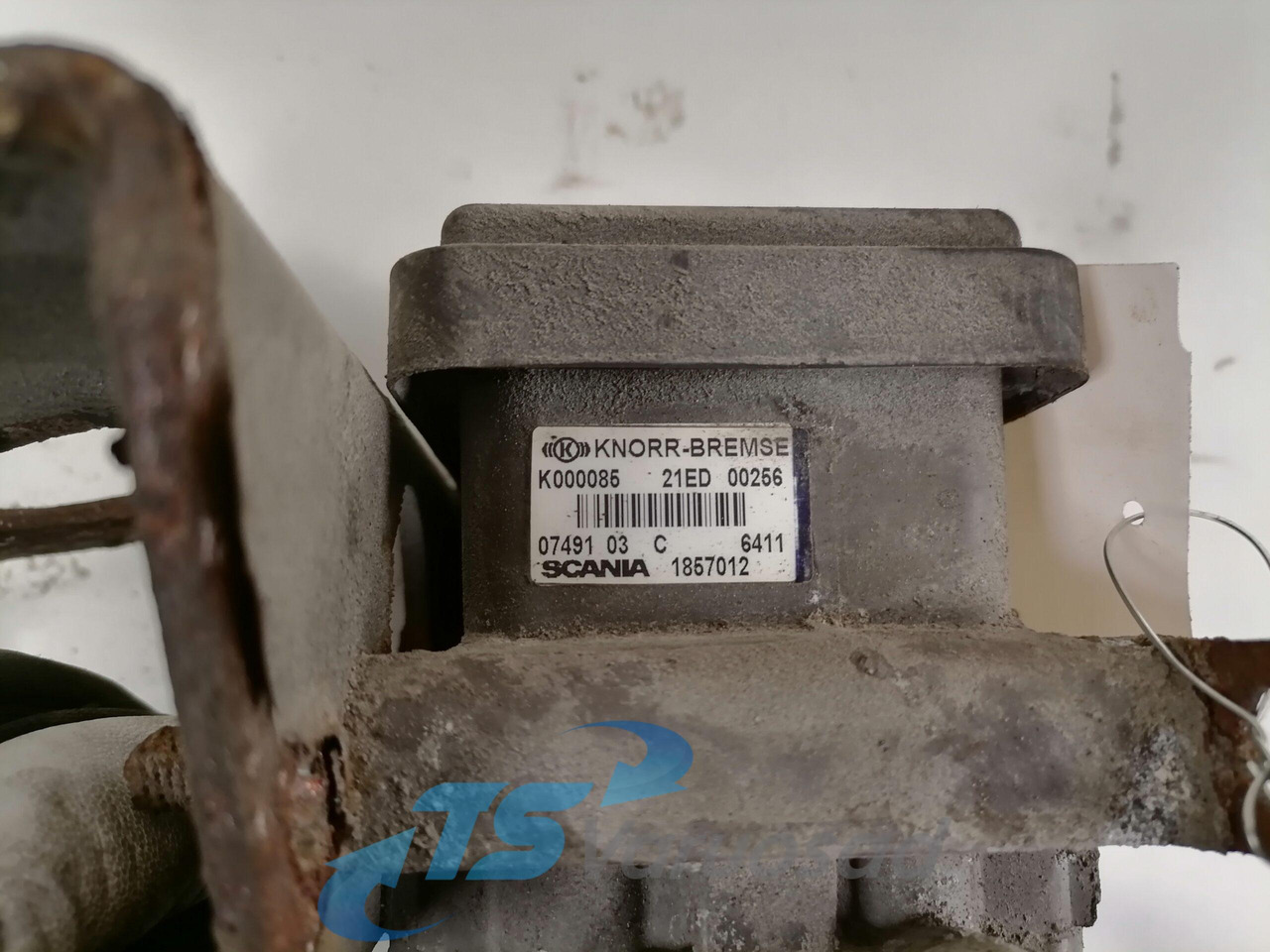 Scania EBS brake valve 1857012 - Brake valve for Truck: picture 4 Scania EBS brake valve 1857012 - Brake valve for Truck: picture 4