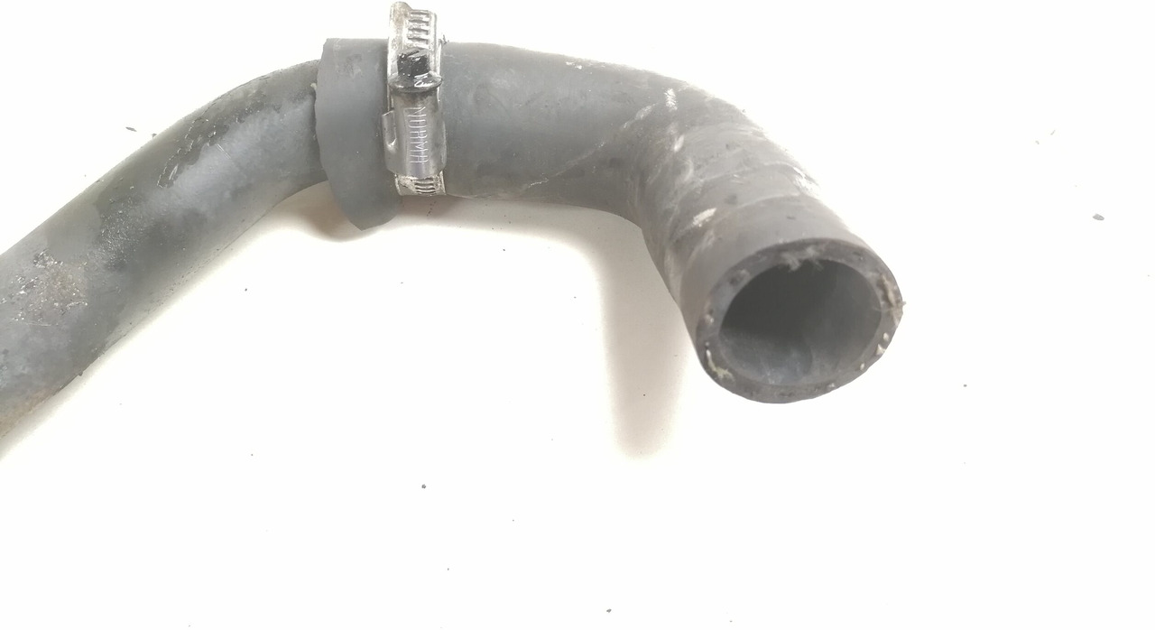 Scania EGR cooler pipe 1918955 - EGR cooler for Truck: picture 2 Scania EGR cooler pipe 1918955 - EGR cooler for Truck: picture 2