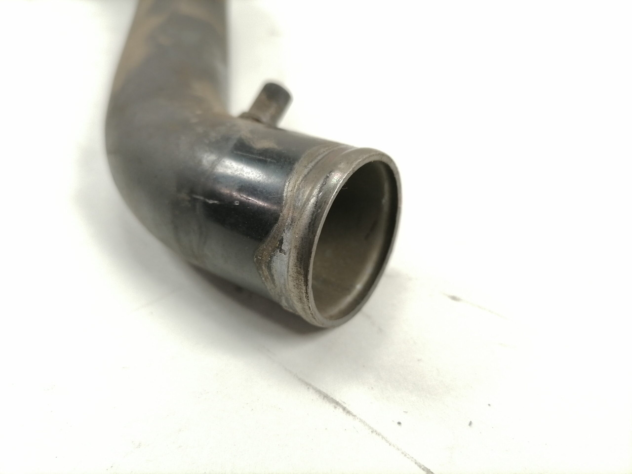 Scania EGR cooler pipe 1918955 - EGR cooler for Truck: picture 3 Scania EGR cooler pipe 1918955 - EGR cooler for Truck: picture 3