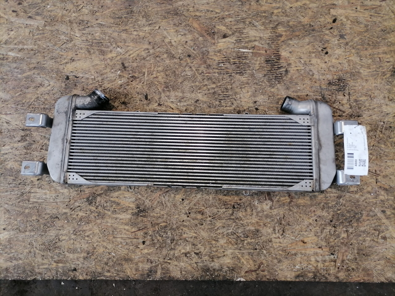 Scania EGR radiator 1785348 - EGR cooler for Truck: picture 3 Scania EGR radiator 1785348 - EGR cooler for Truck: picture 3
