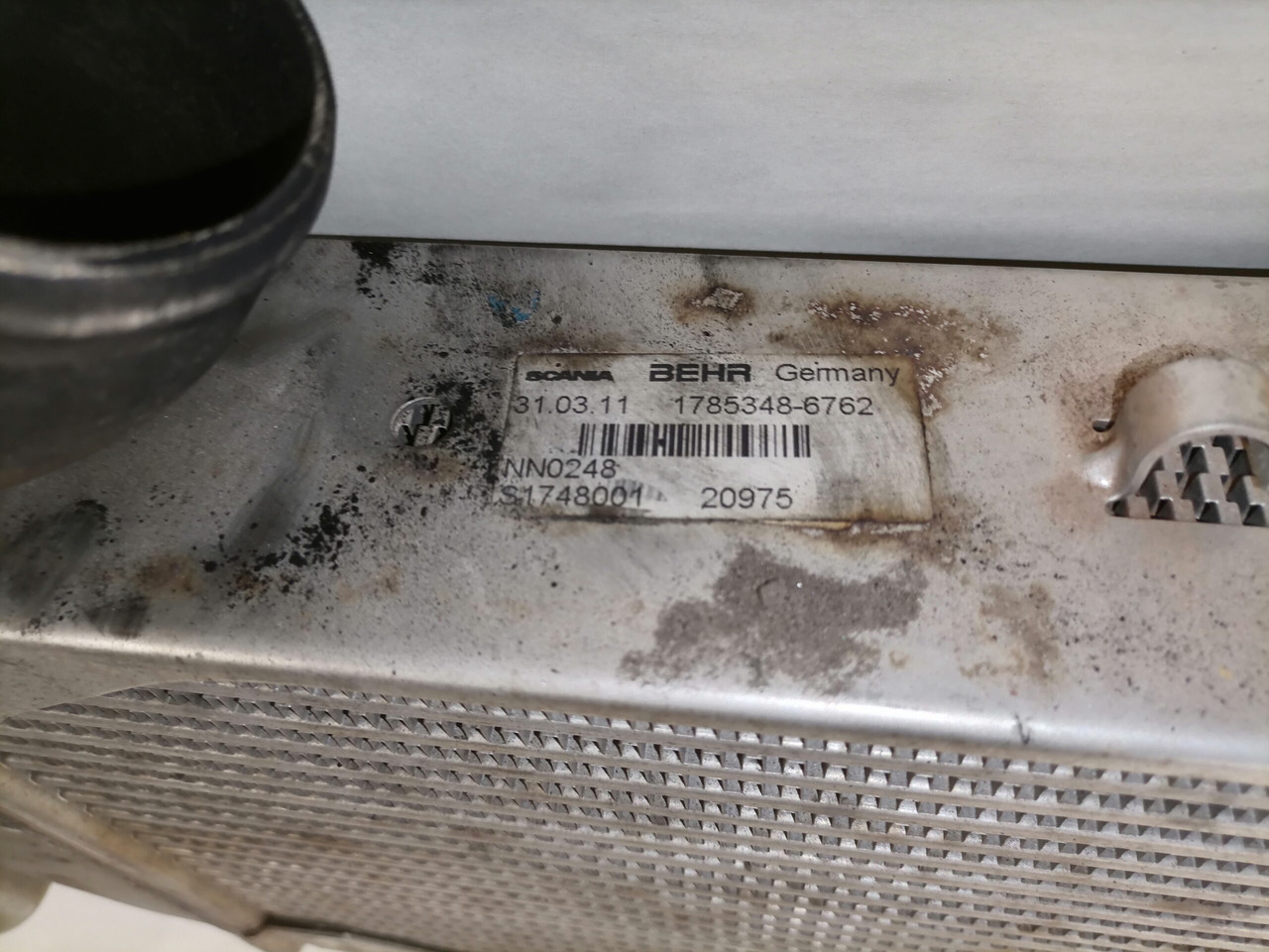 Scania EGR radiator 1785348 - EGR cooler for Truck: picture 4 Scania EGR radiator 1785348 - EGR cooler for Truck: picture 4