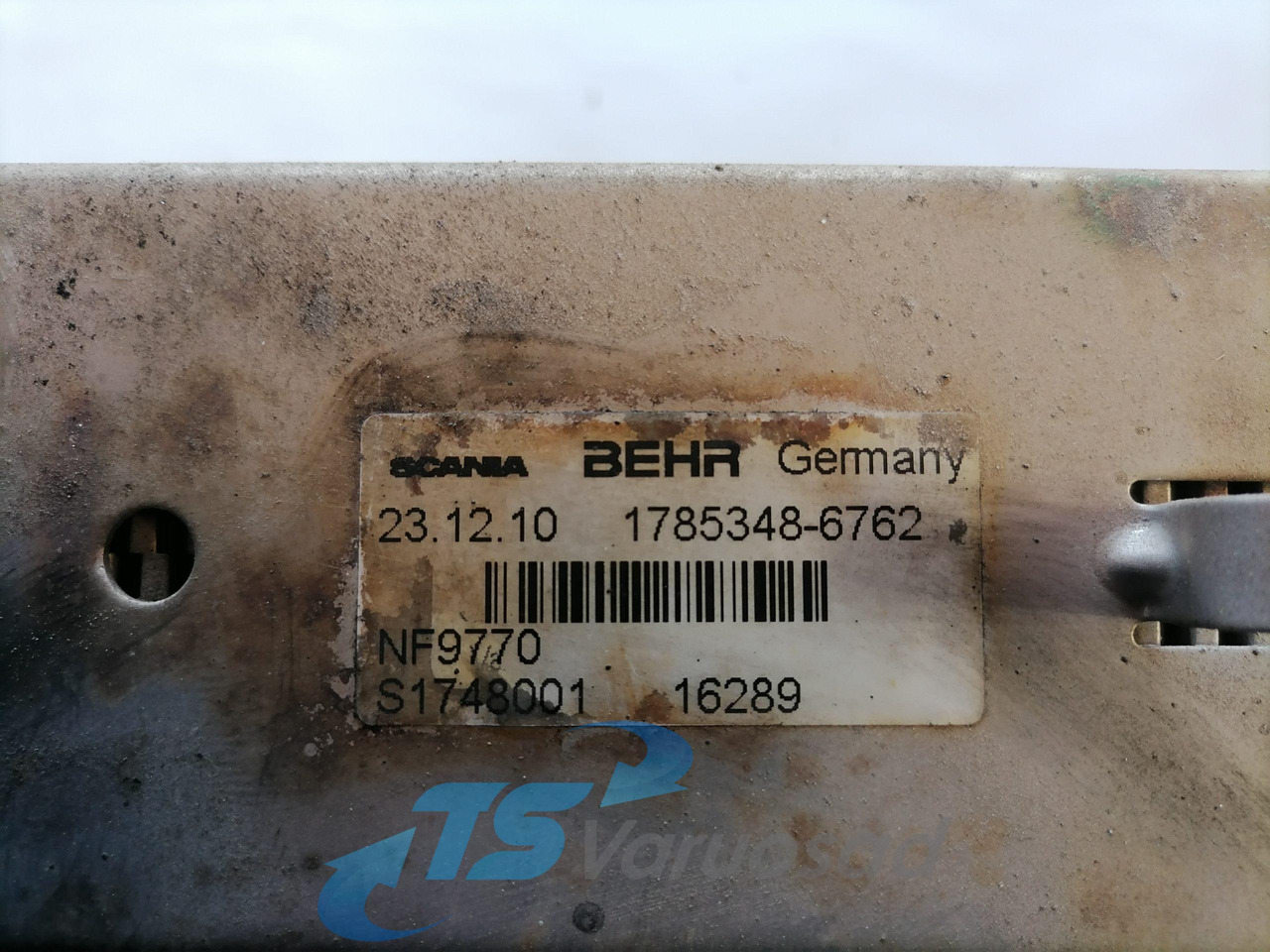 Scania EGR radiator 1785348 - EGR cooler for Truck: picture 4 Scania EGR radiator 1785348 - EGR cooler for Truck: picture 4