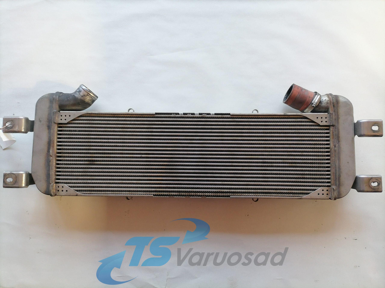 Scania EGR radiator 1785348 - EGR cooler for Truck: picture 1 Scania EGR radiator 1785348 - EGR cooler for Truck: picture 1