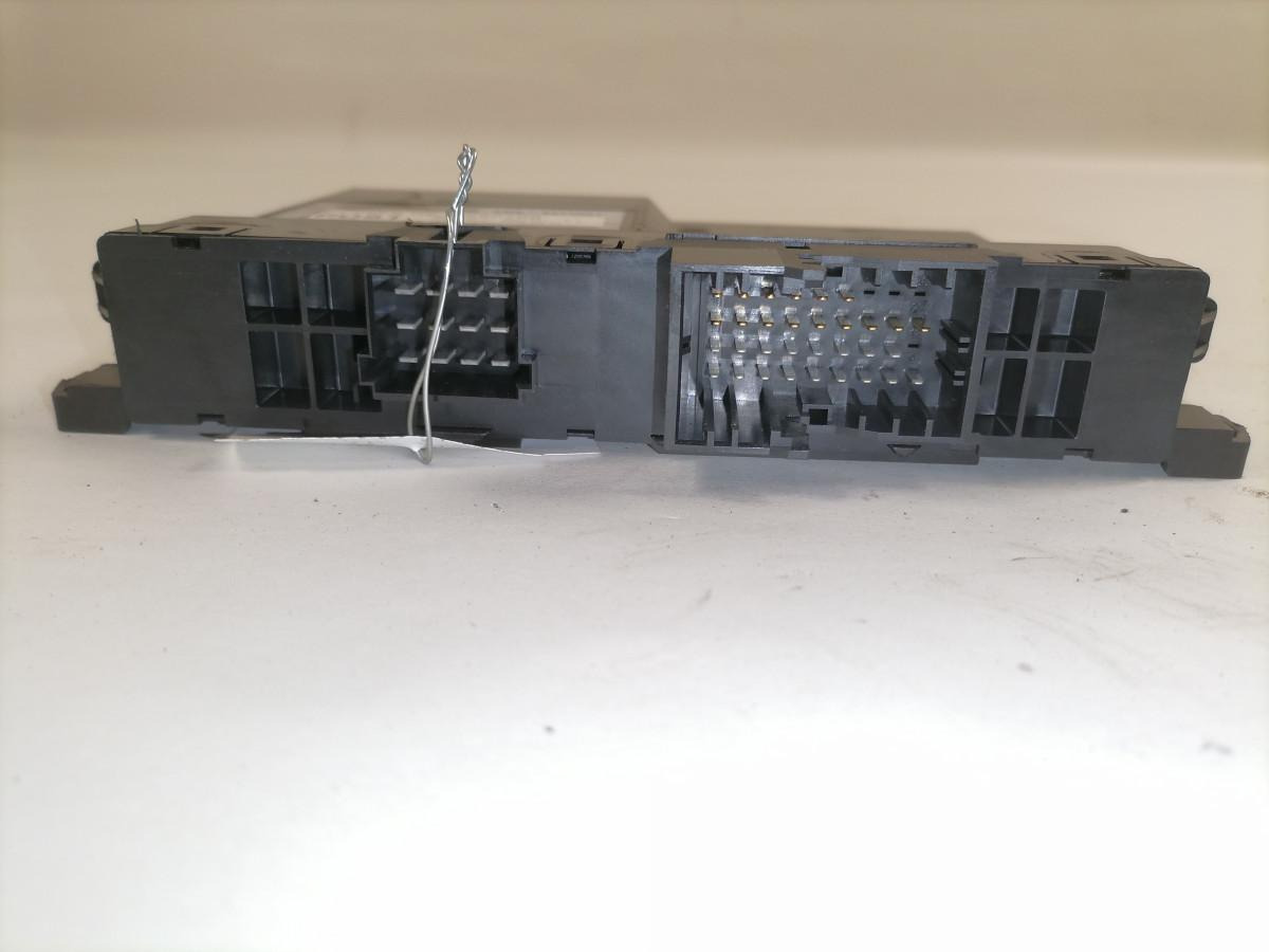 Scania Ecu, door control 2807501 - ECU for Truck: picture 2 Scania Ecu, door control 2807501 - ECU for Truck: picture 2