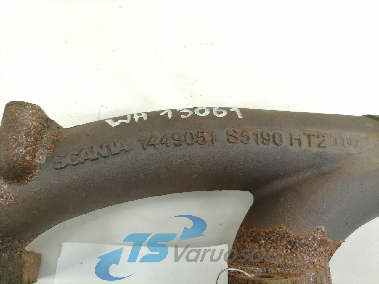 Scania Exhaust mainfold 1449051 - Exhaust manifold for Truck: picture 3 Scania Exhaust mainfold 1449051 - Exhaust manifold for Truck: picture 3