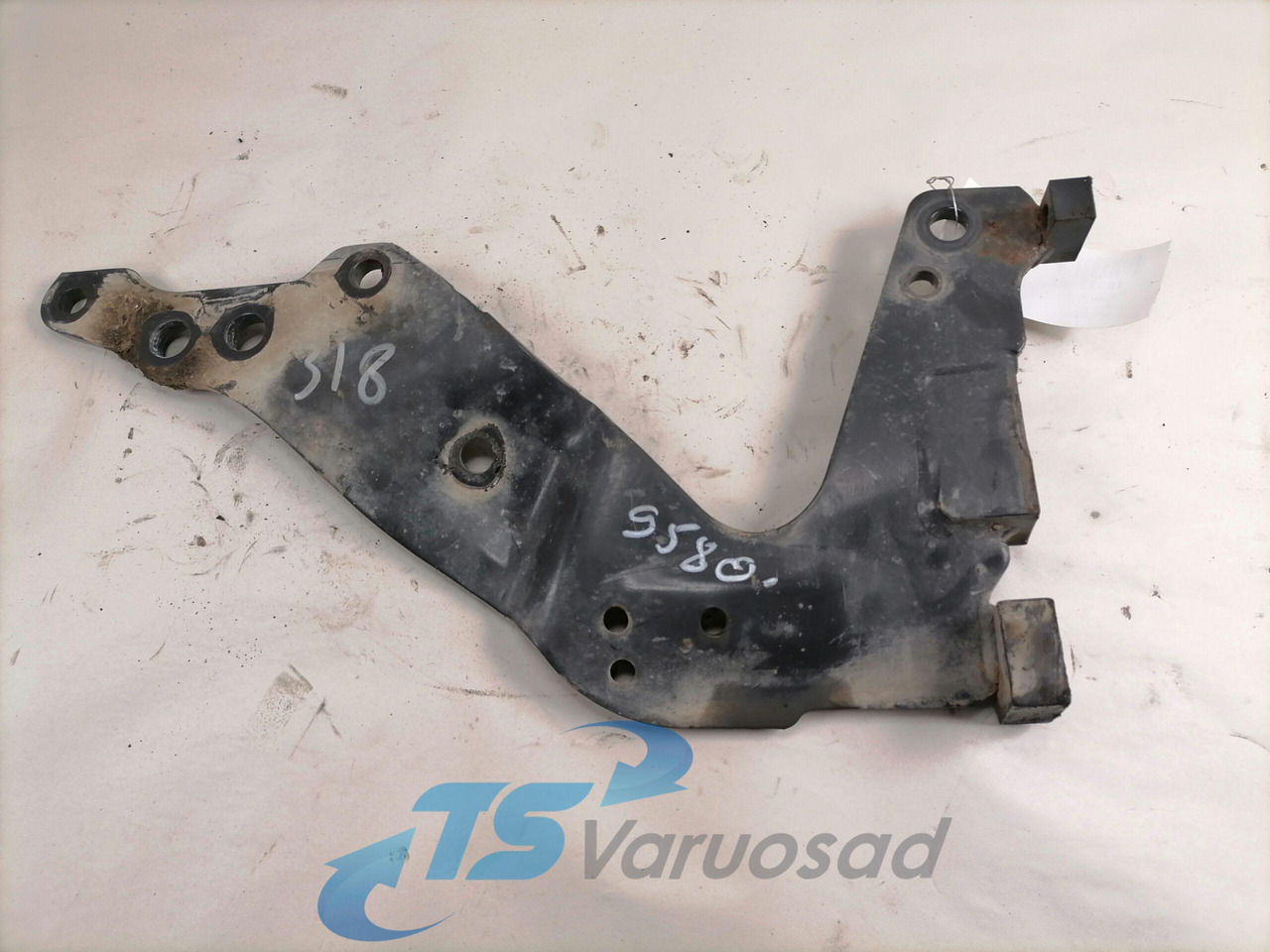 Scania Front bumper carrier 1853833 - Bumper for Truck: picture 2 Scania Front bumper carrier 1853833 - Bumper for Truck: picture 2