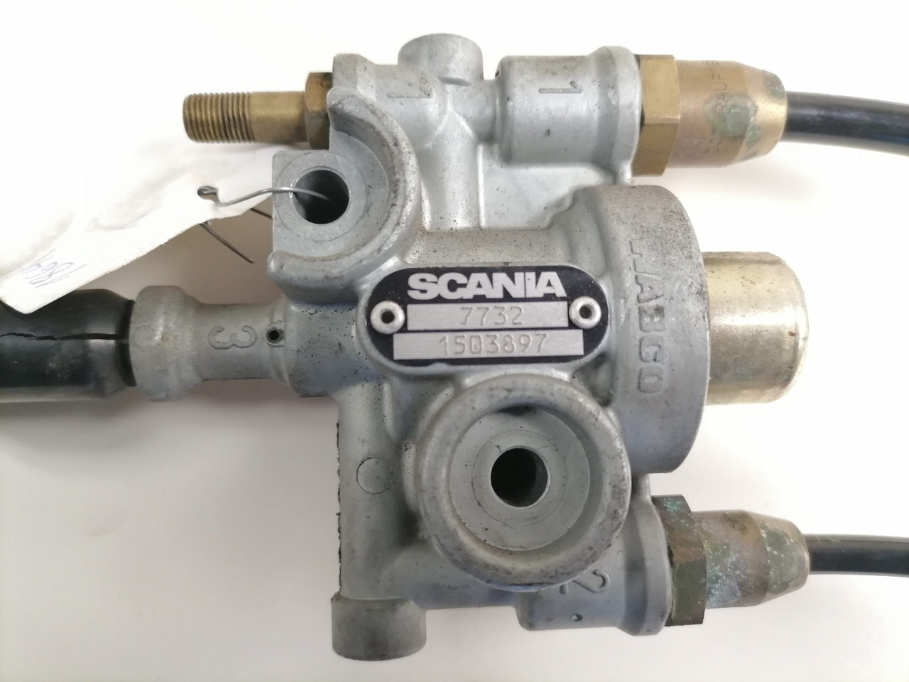 Scania Käsipiduri vabastusklapp 1503897 - Brake valve for Truck: picture 4 Scania Käsipiduri vabastusklapp 1503897 - Brake valve for Truck: picture 4