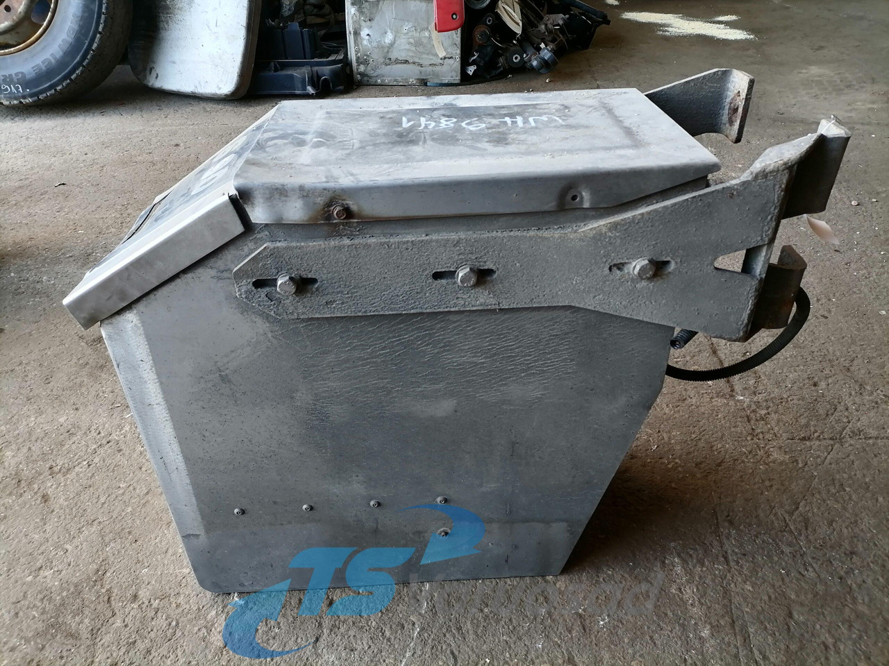 Scania Liivakast S90 - Universal part for Truck: picture 3 Scania Liivakast S90 - Universal part for Truck: picture 3