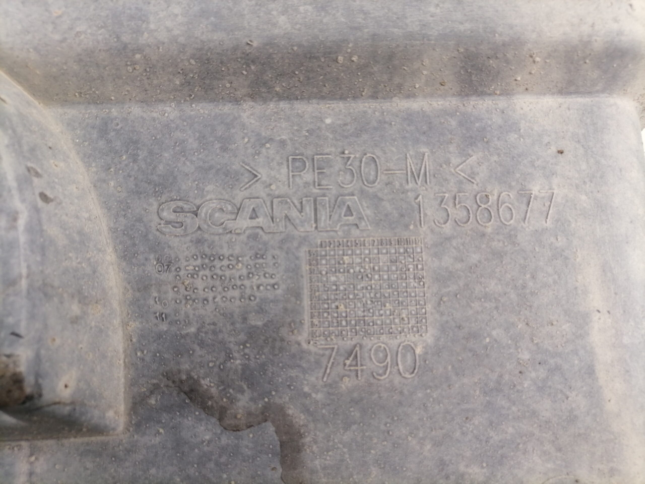 Scania Põhjakaitse 1358677 - Universal part for Truck: picture 4 Scania Põhjakaitse 1358677 - Universal part for Truck: picture 4