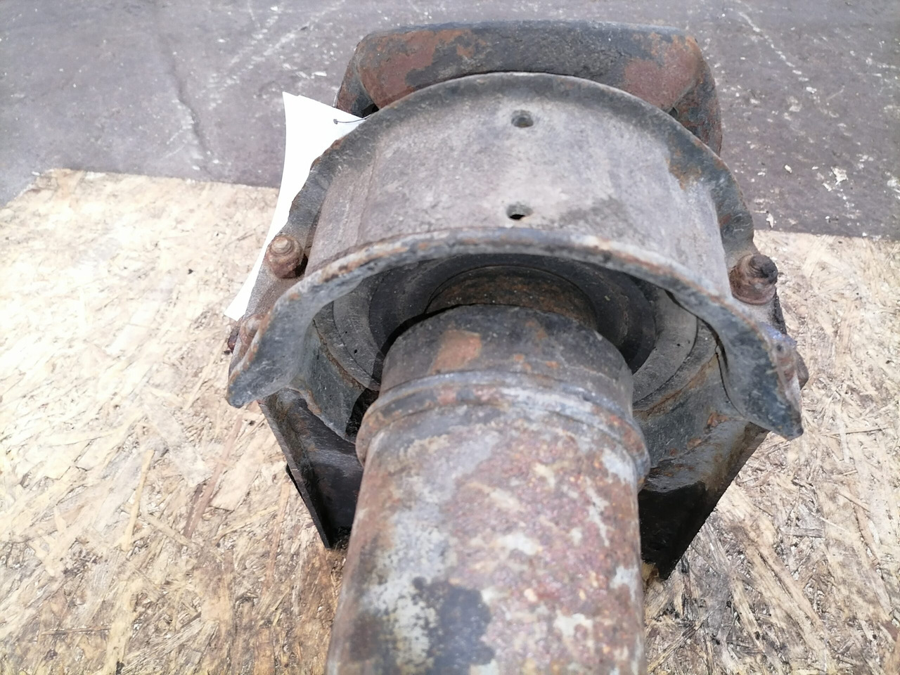 Scania Propeller shaft 1758402 - Propeller shaft for Truck: picture 4 Scania Propeller shaft 1758402 - Propeller shaft for Truck: picture 4